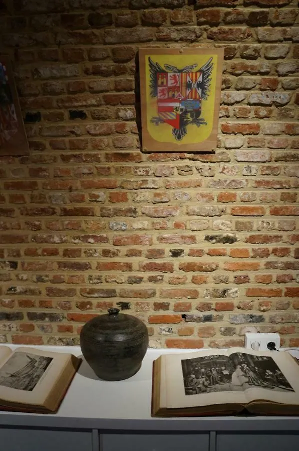 Charming Suites Jan Zonder Vrees Antwerp 4*,