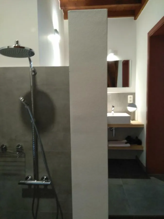 Charming Suites Jan Zonder Vrees Antwerp Bed & Breakfast